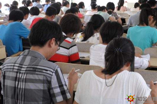 初中學(xué)歷能拿到大專學(xué)歷嗎?哪種方式最容易拿大專學(xué)歷?